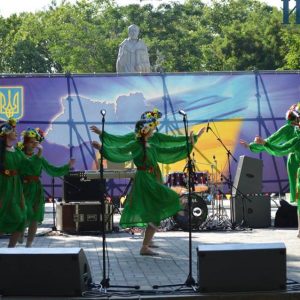 Миколаївці відсвяткували День Конституції України у творчому серці міста
