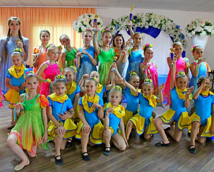 На березі Чорного моря ансамбль танцю «Водограй»  ПК “Корабельний” знову підкорив журі хореографічного конкурсу