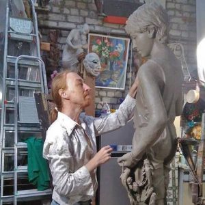 Скульптура “Хлопчик з бичками” незабаром з’явиться на “8 причалі”