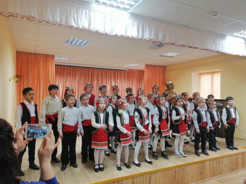 Свято весни: як у ДШМ №1 відсвяткували болгарські Мартиниці