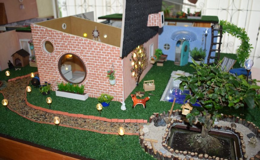 “Який він, будинок мрії?”: миколаївцям презентували високотехнологічний ляльковий будиночок
