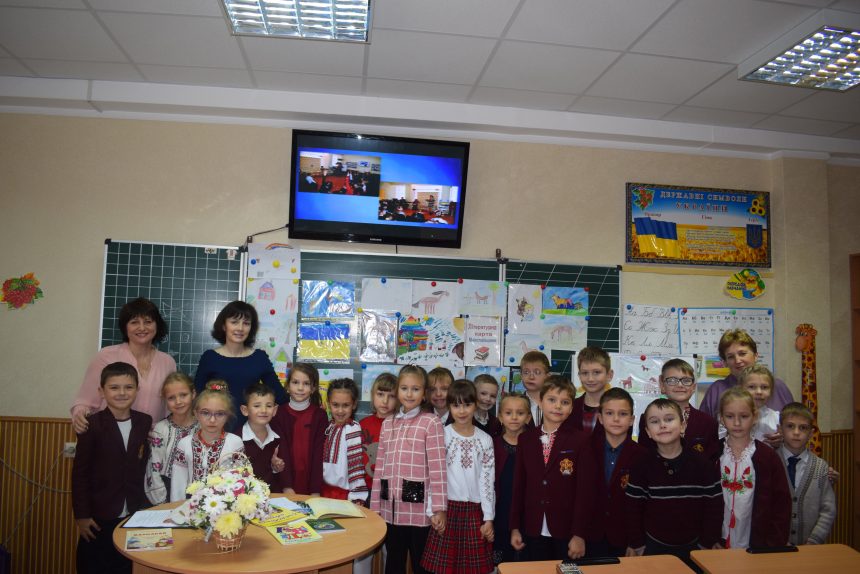 У ЦМБ для дітей ім. Ш. Кобера і В. Хоменка відбулася творча зустріч школярів з письменницею Тетяною Купрієвич