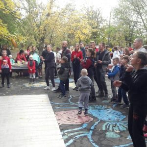 Народні гуляння: громада Великої Коренихи привітала чоловіків з Днем захисника України