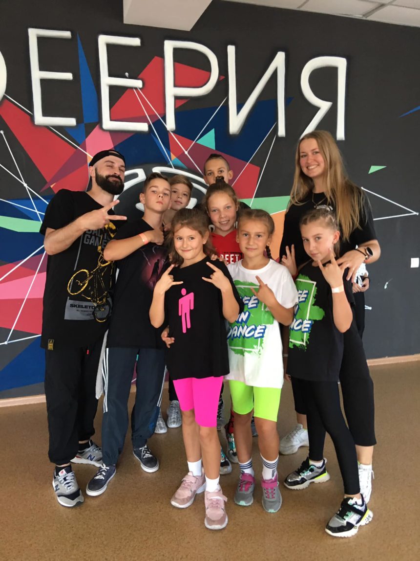 Юні танцівники  ММПК «Корабельний» взяли урок майстерності від відомого хореографа Vobr