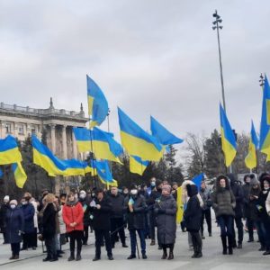 День єднання: миколаївці відзначили свято консолідації та миру, проголошене Президентом України