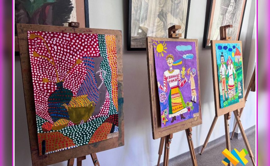 Житомир і Миколаїв обмінялися мистецьким досвідом: у художній школі ім. В. М. Шкуринського відкрилася виставка робіт юних миколаївських митців Житомир і Миколаїв обмінялися мистецьким досвідом: у художній школі ім. В. М. Шкуринського відкрилася виставка робіт юних миколаївських митців