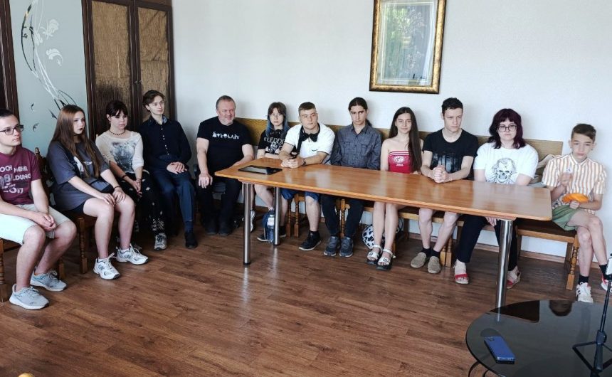 Творча співпраця: миколаївські та житомирські підлітки в онлайн-форматі помріяли про майбутнє музичної України